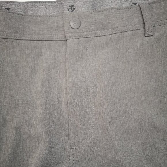 NWT Izod Men's Size 42 Grey 4 Way Stretch UPF50 Quick Dry Classic Fit Shorts - Picture 8 of 15